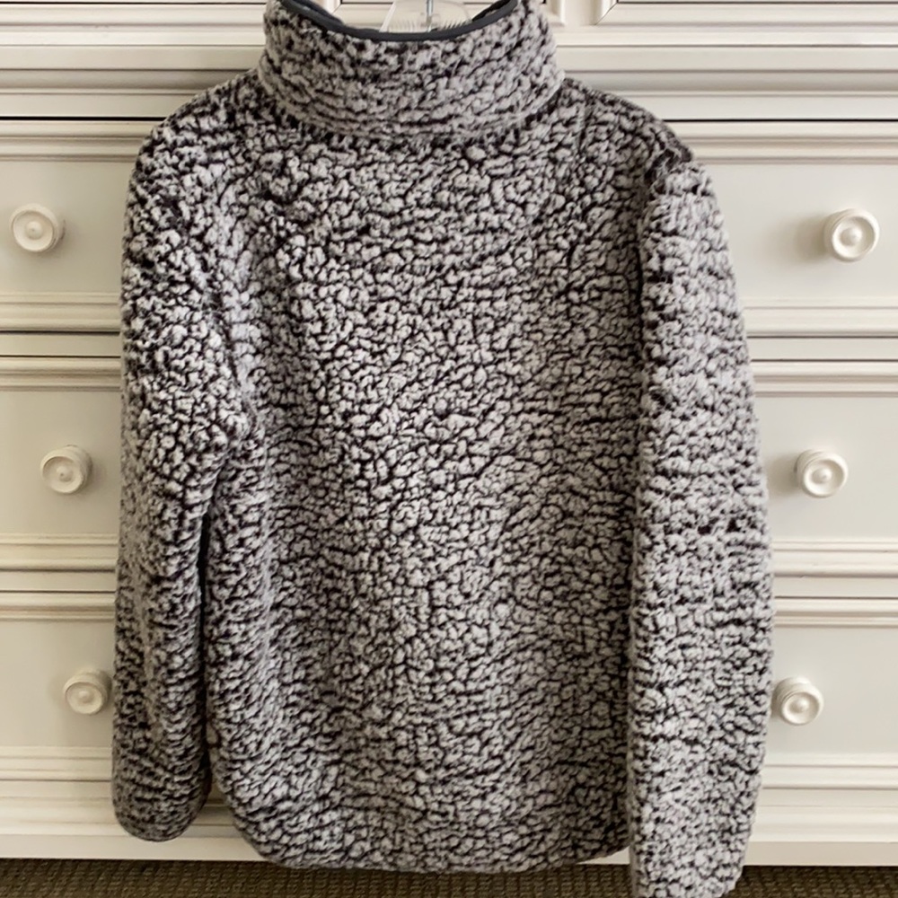 Gray warm pullover - Picture 3 of 3